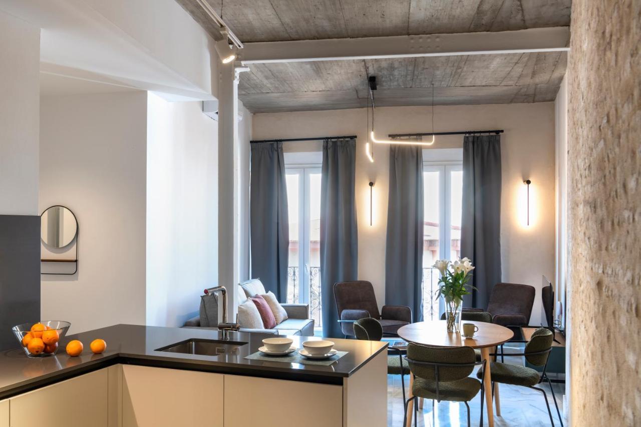 Magno Apartments San Gil - Shared Jacuzzi Σεβίλλη Εξωτερικό φωτογραφία